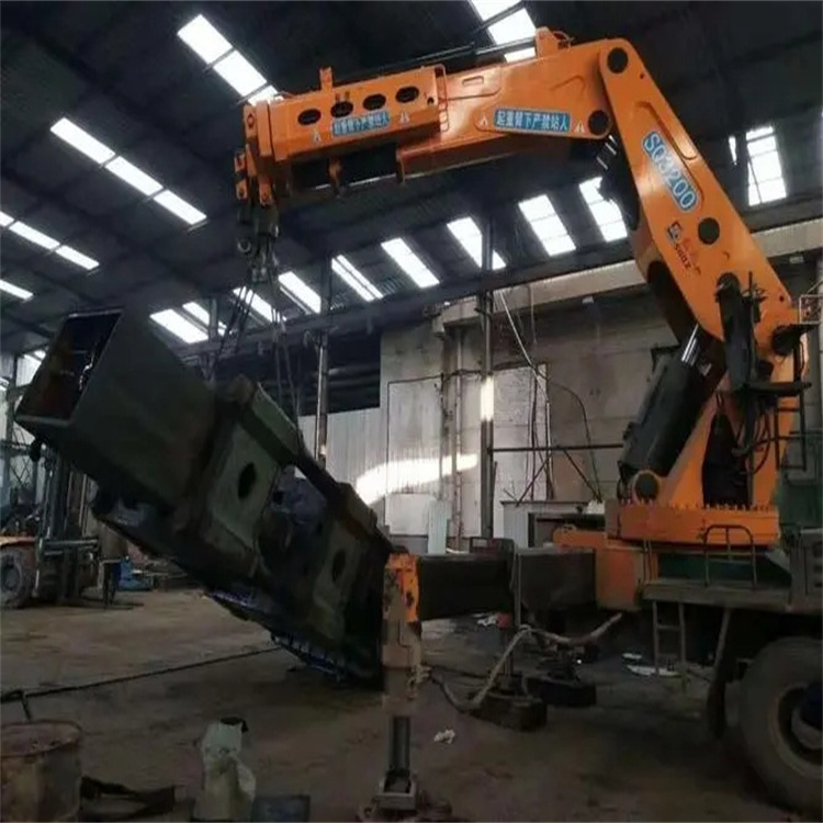 阳江镇200吨折臂吊出租